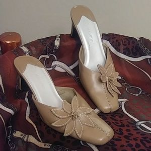 Massini Taupe Mules Sz 7.5